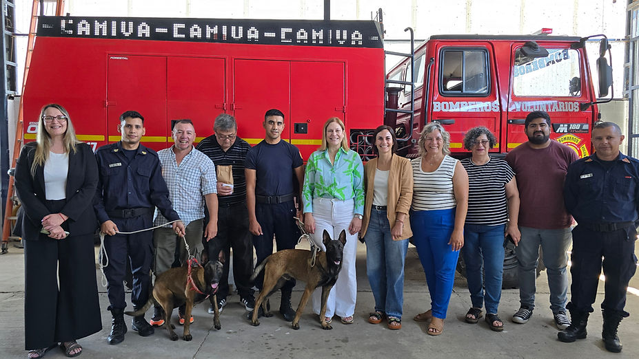 Cumplí una visita pendiente con los Bomberos Voluntarios de Sauce Viejo. 