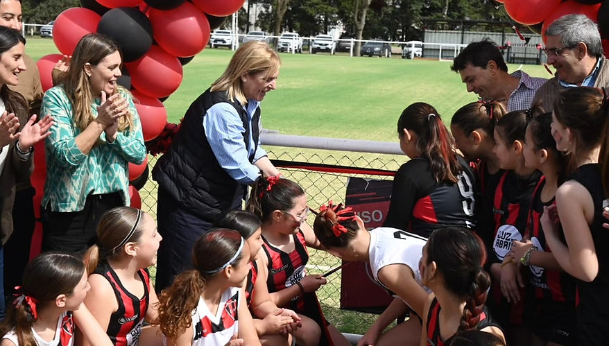 En Carcarañá compartimos la alegría de las chicas del Club Atlético Carcarañá 