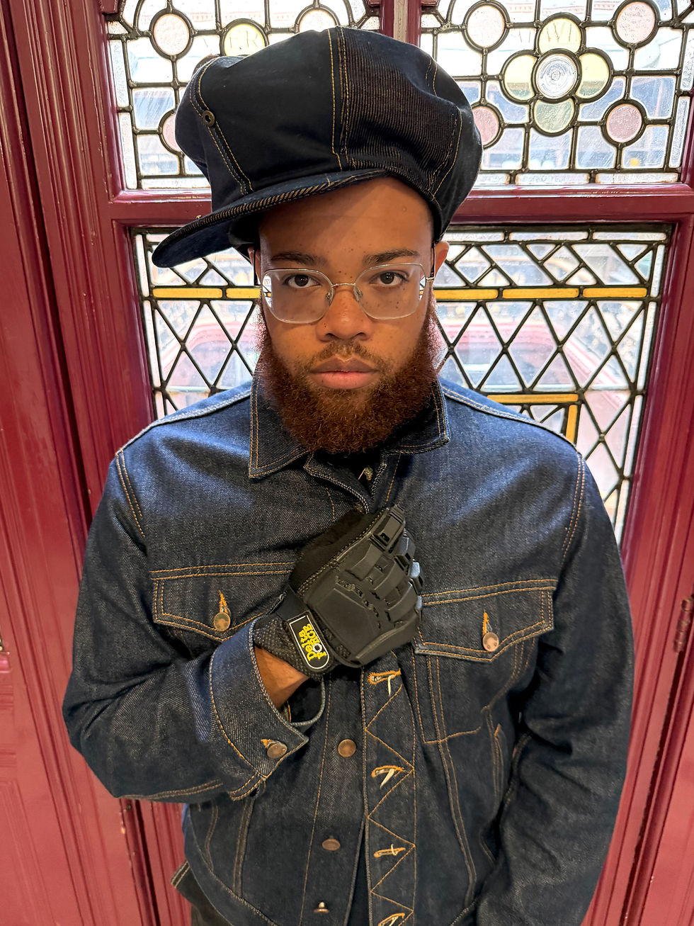 Gianni Lee