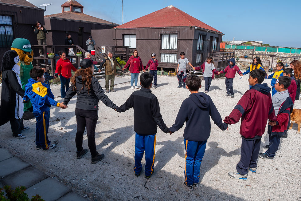 ENCUENTRO DE TERRITORIOS: NIÑOS Y NIÑAS DE CORDILLERA Y MAR SE REUNIERON EN LA RESERVA NACIONAL PINGÜINO DE HUMBOLDT