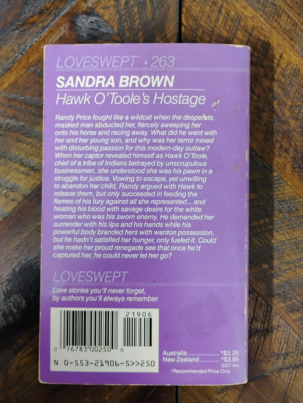 Thumbnail: Hawk O'Toole's Hostage (Loveswept, No 263) - Sandra Brown