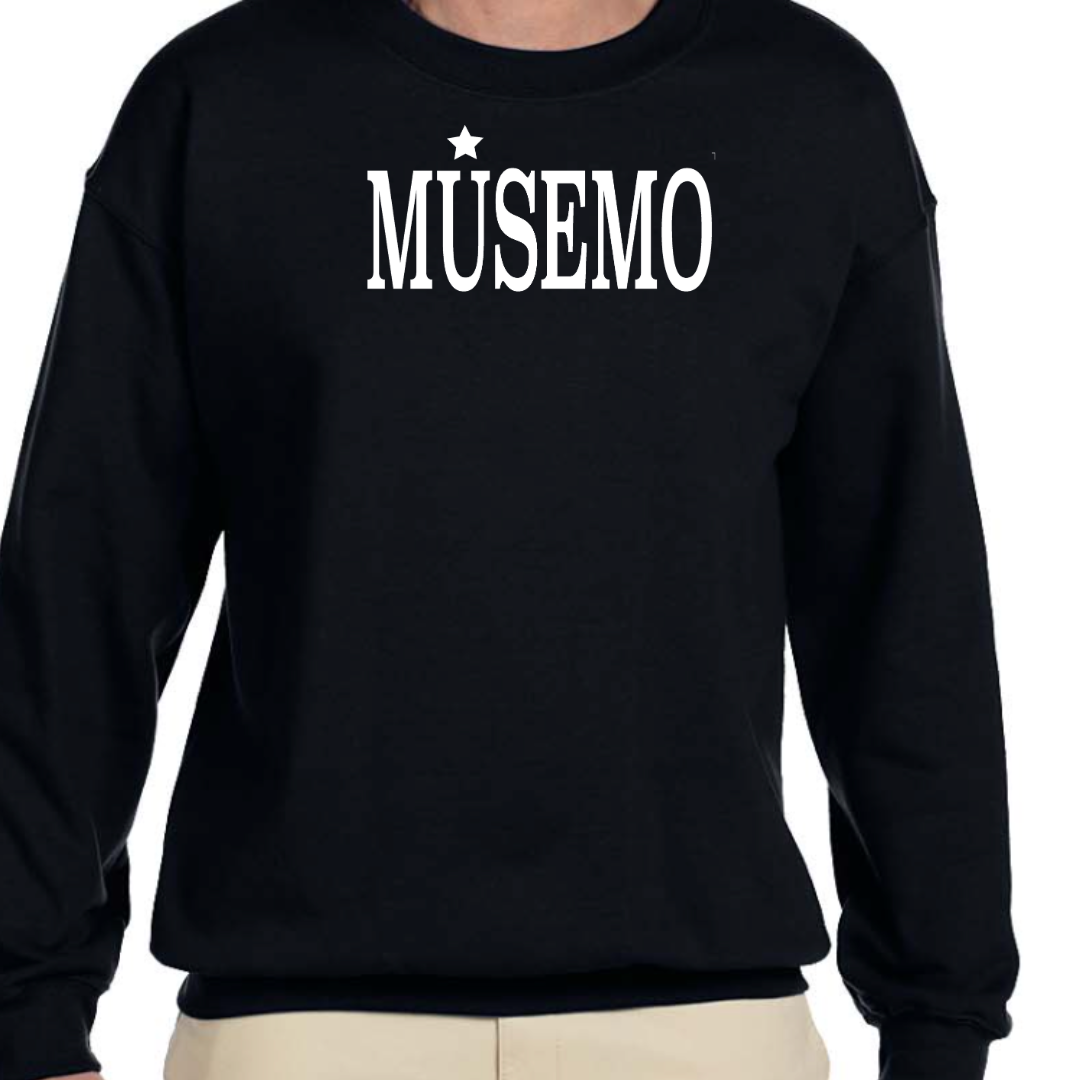 Logo frontale a girocollo