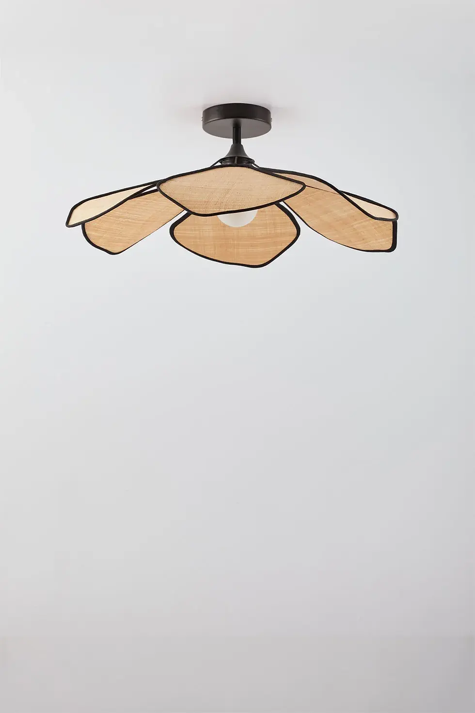 Miniaturbild: Deckenleuchte Benavid – Natürliches Licht mit Stil