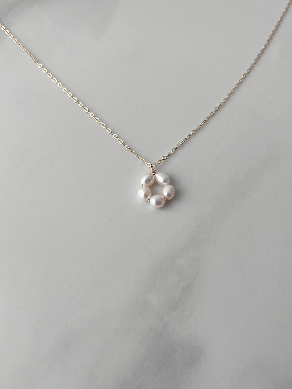 Miniature : Parures de Bijoux Boucles d'oreilles Fleur et Collier Albane