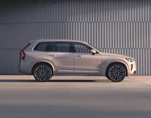 2025-volvo-xc90_100941393_m.webp