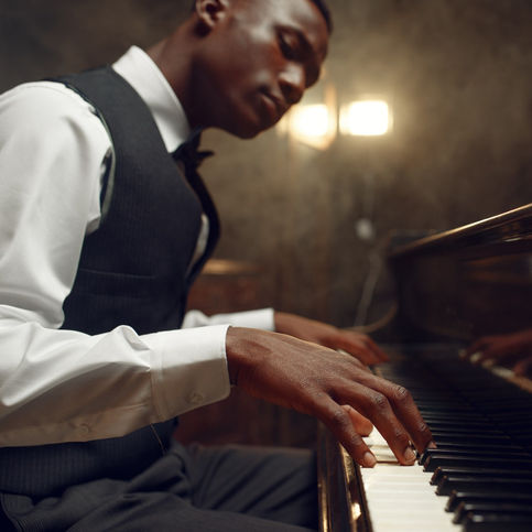 Professional Pianist