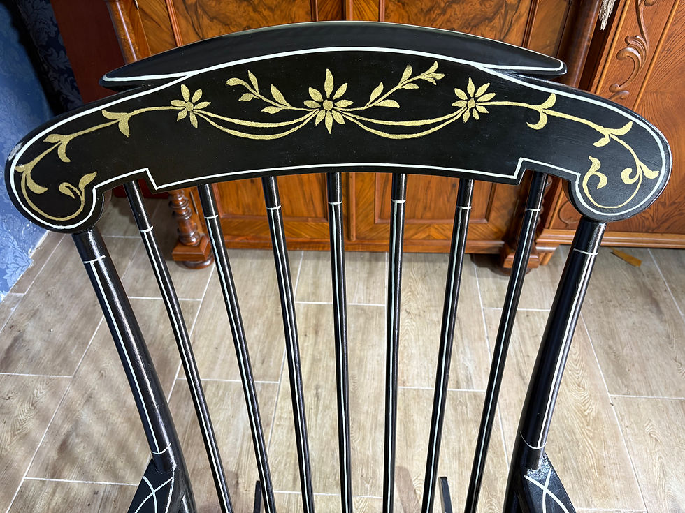 Miniatura: Stary drewniany fotel bujany, bujak antyk ręcznie malowany