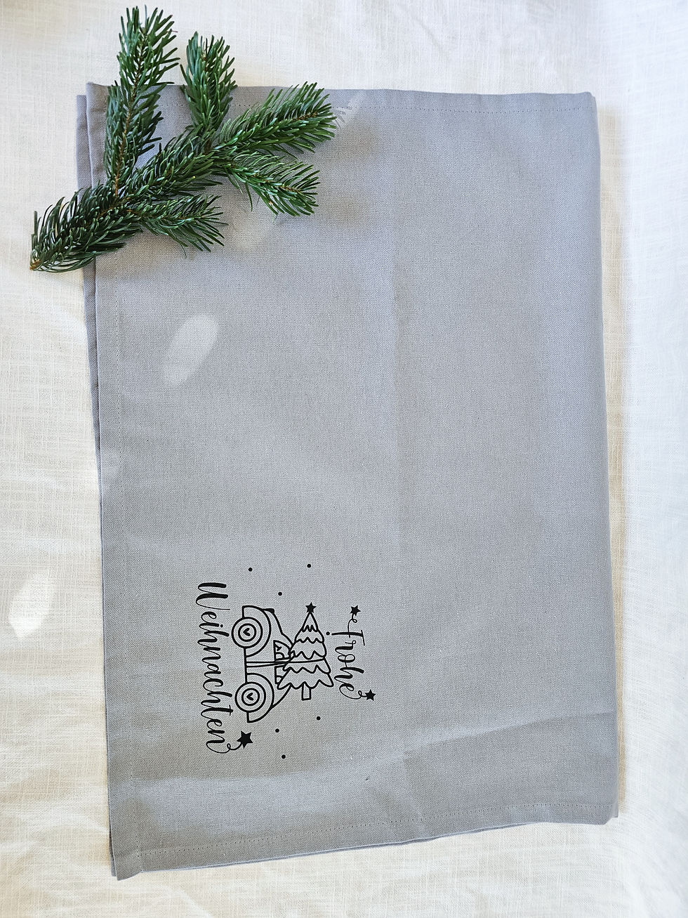 Weihnachtsgeschenk, Geschirrtuch mit Holzbrett