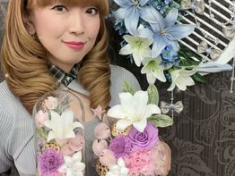 ゆりの仏花、ユリのフレーム