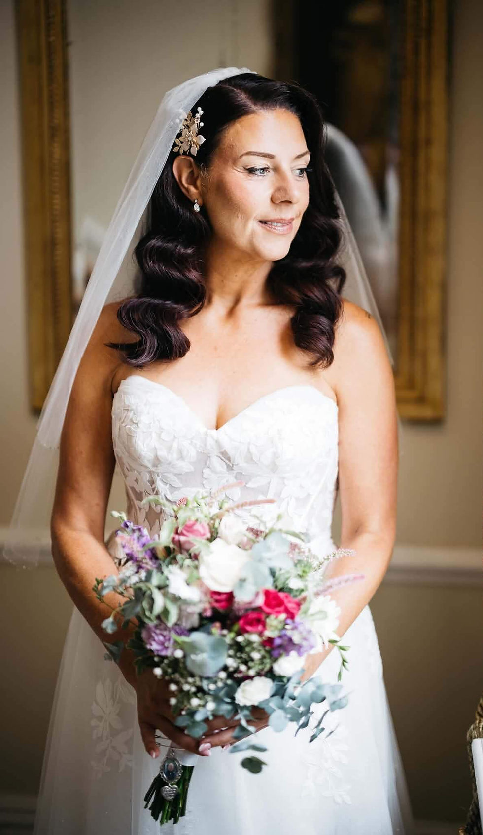 Bridal hair vintage waves, joanne alice hair_edited.jpg