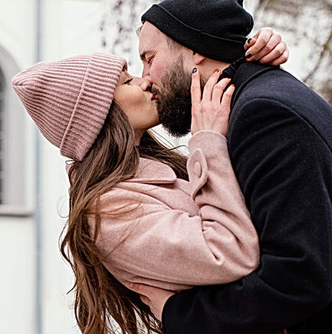 young-couple-kissing (1).jpg