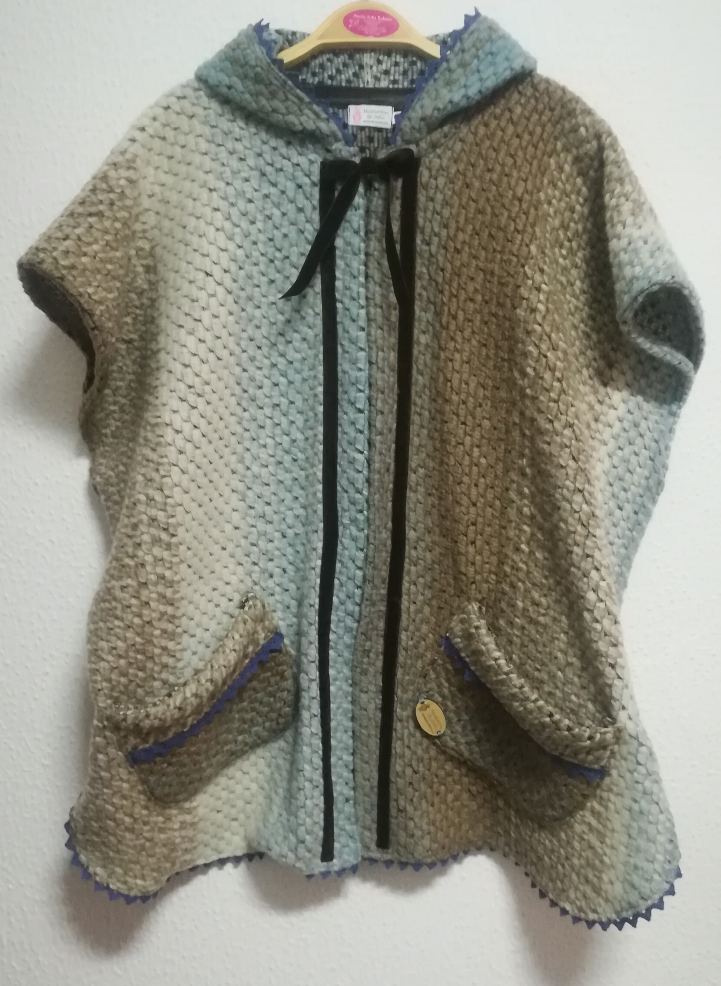 Capa em tecido 100% lã