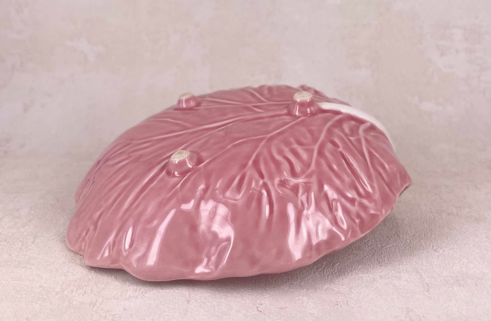 Thumbnail: Vintage Bordallo Pinheiro Ceramic Cabbage Plate - Pink authentic hand-made ceramic Portuguese pottery