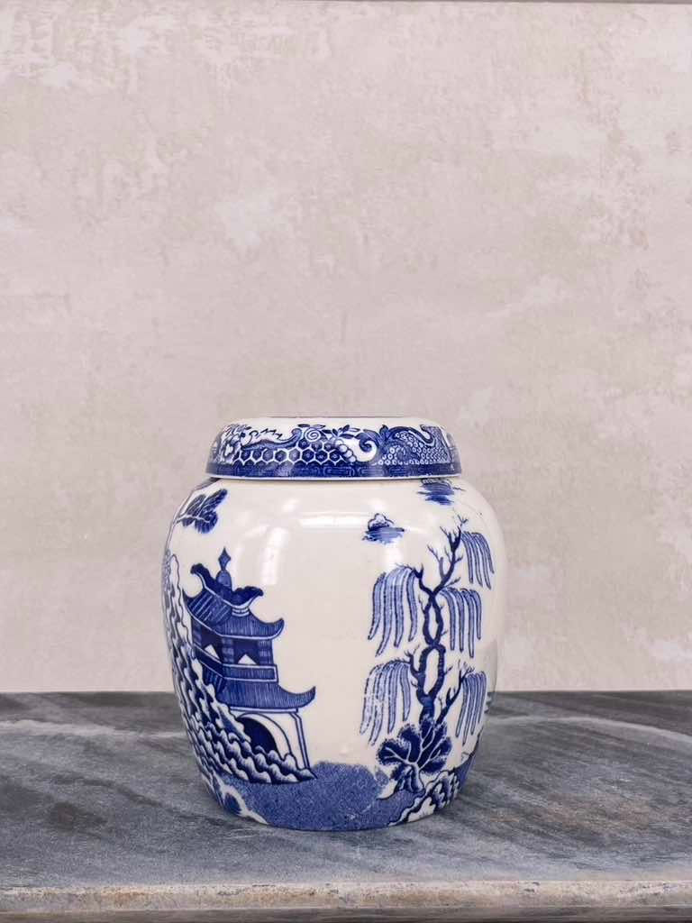 Vintage Mason's Ironstone china blue & White willow Ginger jar, lidded pot, apothecary jar, collectable