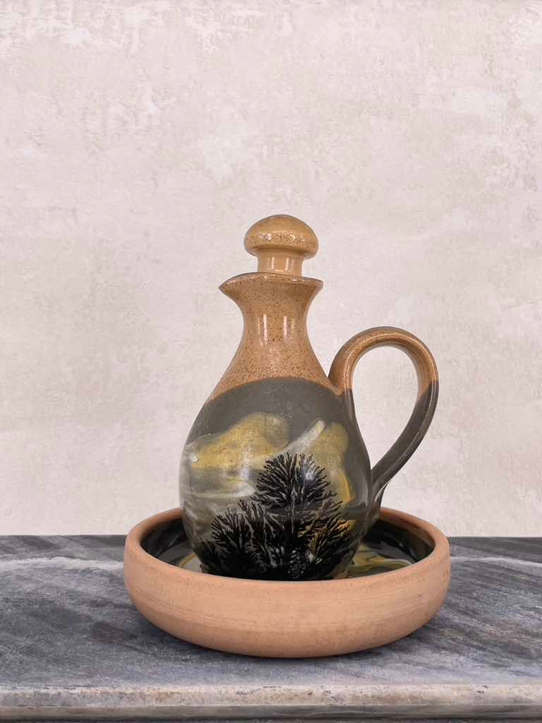 Thumbnail: Boscastle Pottery - Cornwall pottery, collectable Cornish pottery, hand made, hand painted 2 piece cruet set. C.1960's