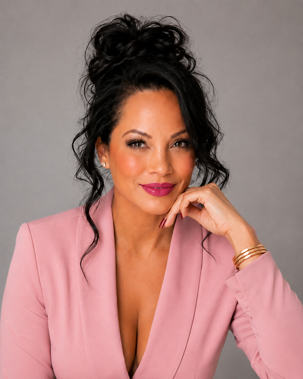 sophia-holguin-southern-california-realtor-headshot.jpg