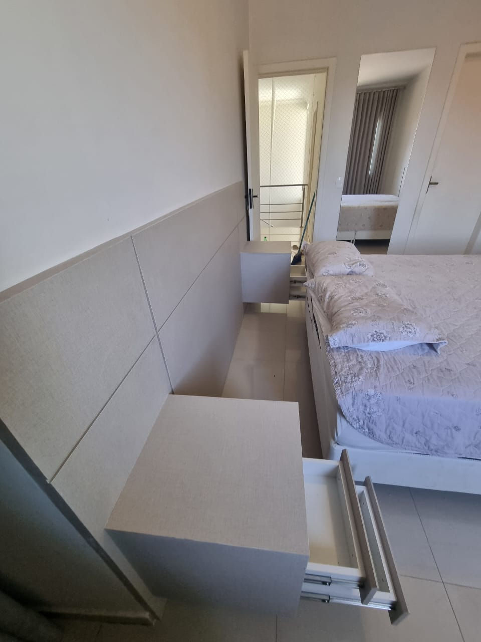 Painel cama casal com criado Bairro Caiçara Belo Horizonte (1).jpg