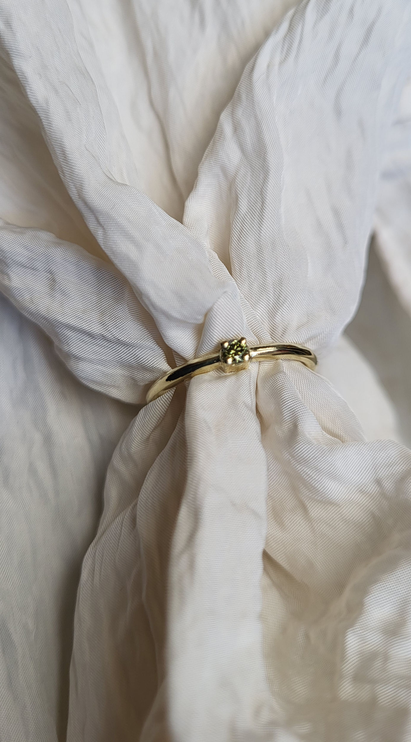 Gouden ring met appeldiamant