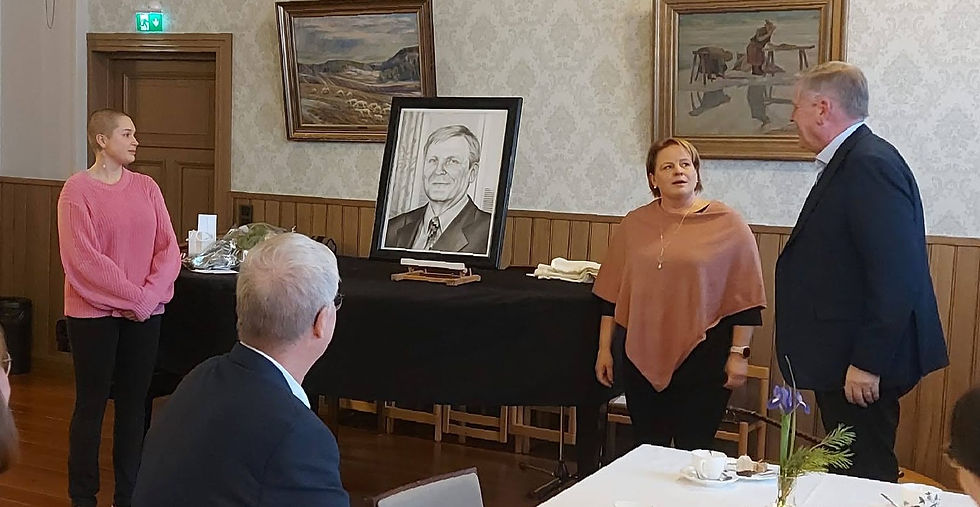 The revealing of a commissioned portrait