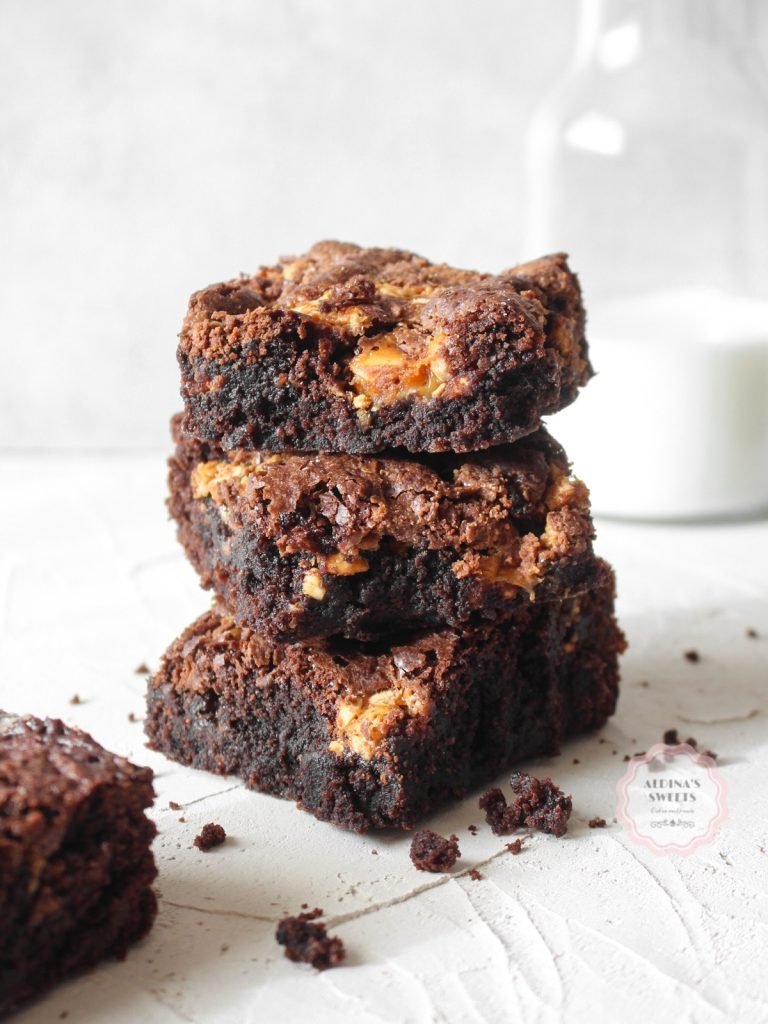 Snickers Brownies