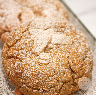 Mandel croissant cookies