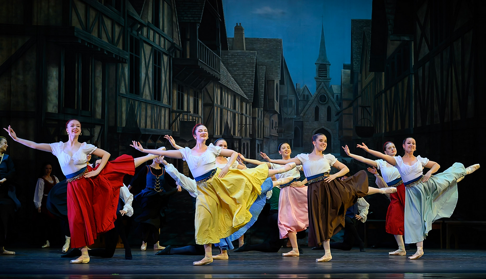 Dancers of BTM. Photo by John Welch