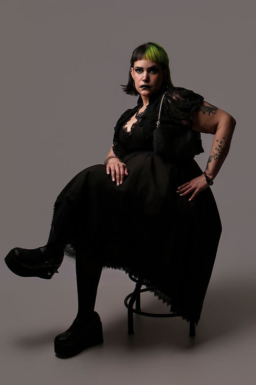 Corina_F30web.jpg