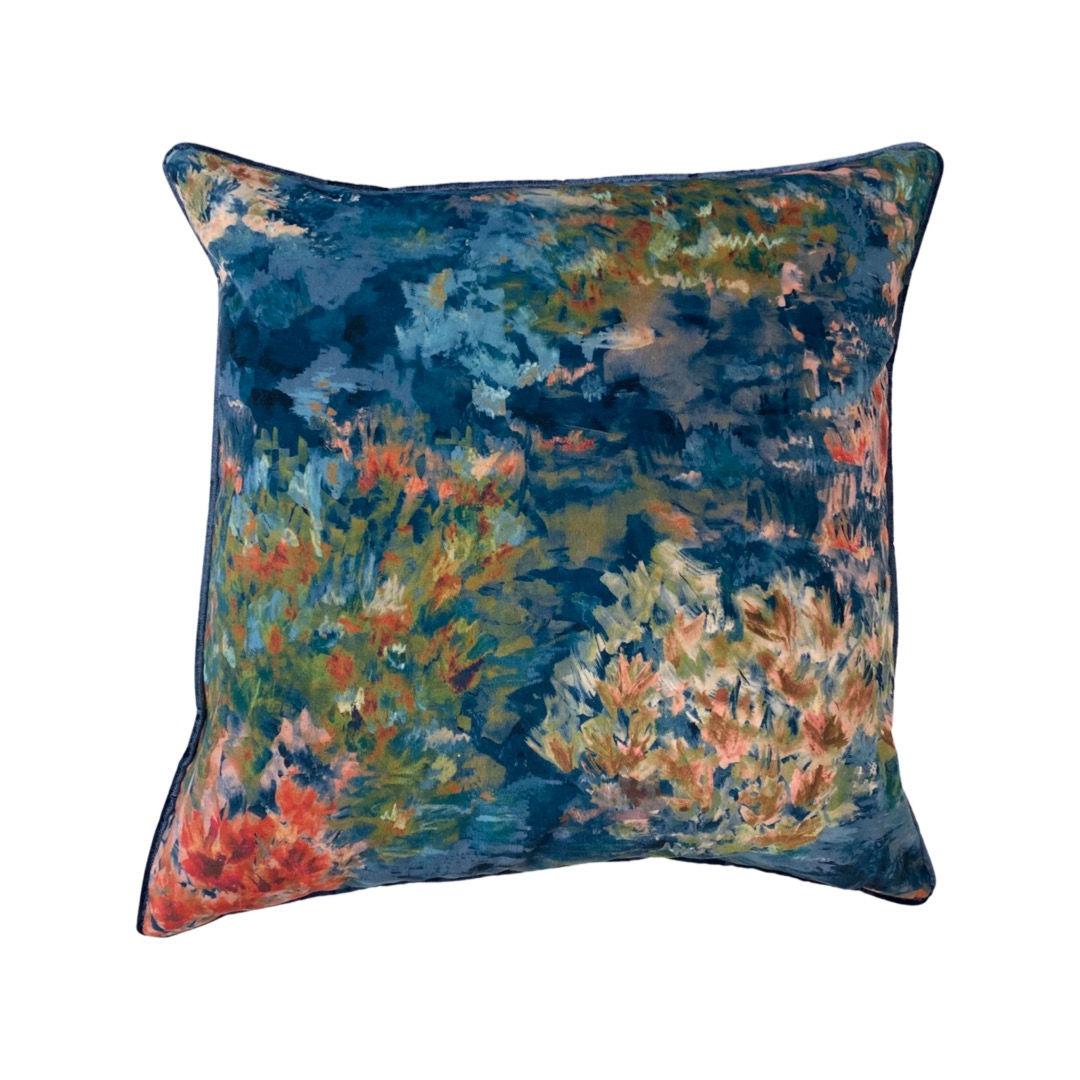 Lakewood: MIDNIGHT/SPICE