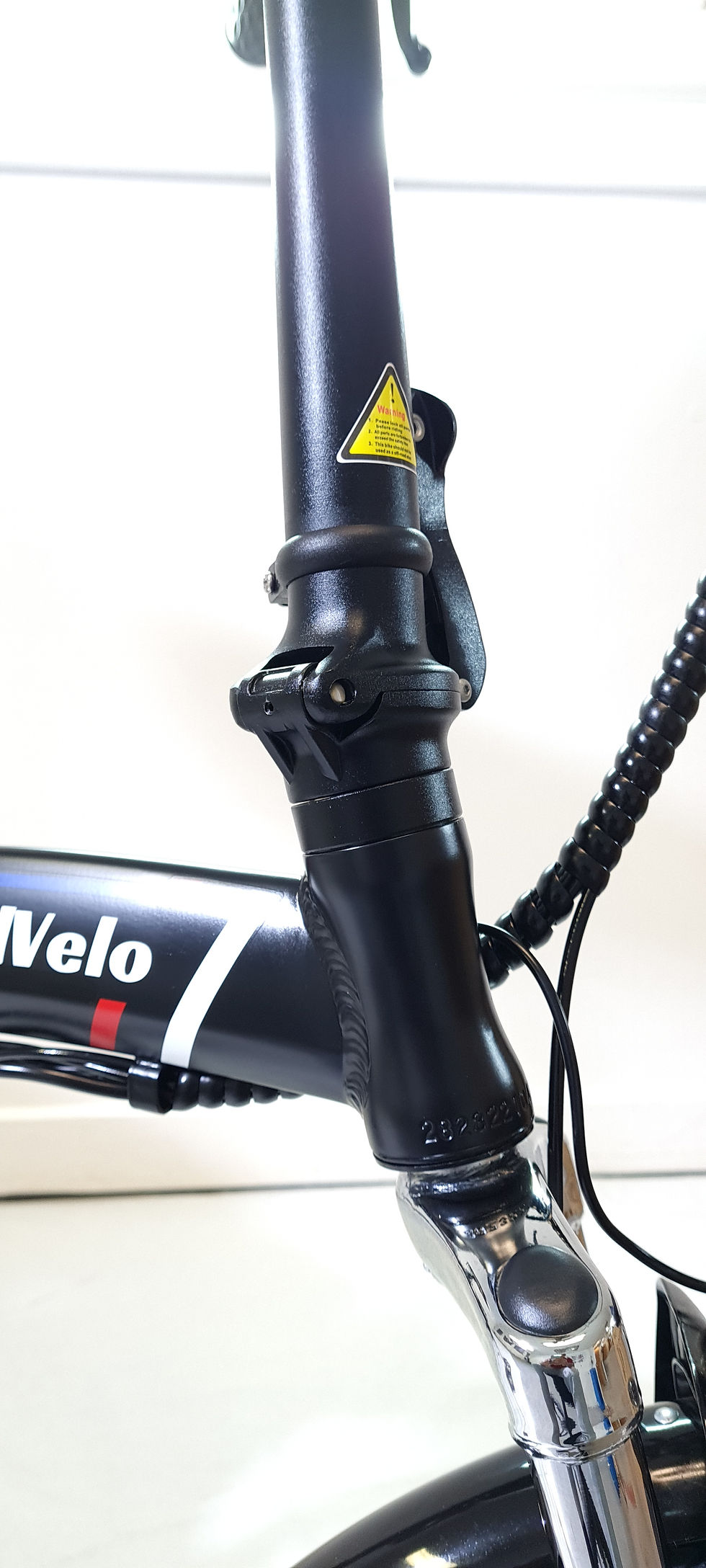 Thumbnail: Aluminium Folding - Throttle + Pedal Assisted Electric Bike -Black