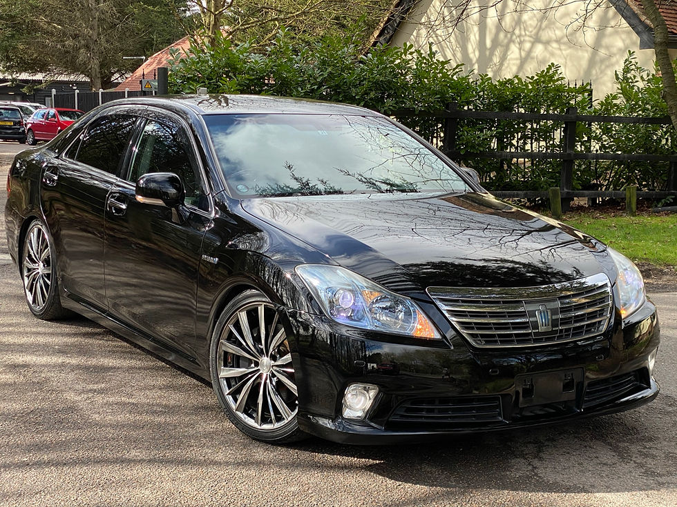 Toyota Crown V6 Hybrid 3500cc 480 BHP