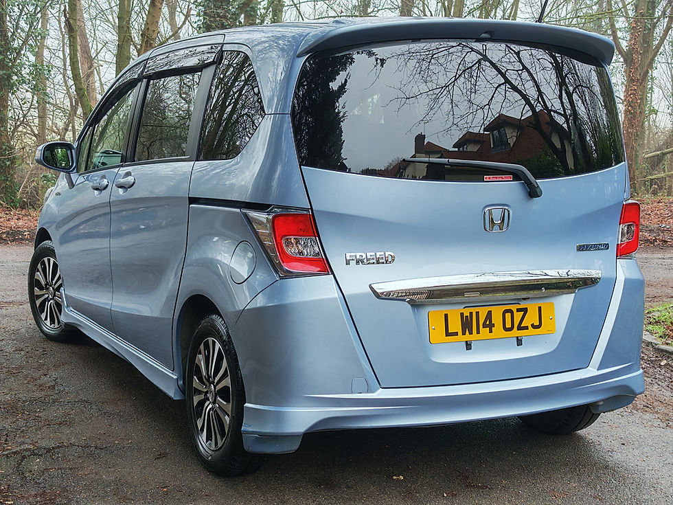 Thumbnail: Honda Freed Hybrid 1500cc