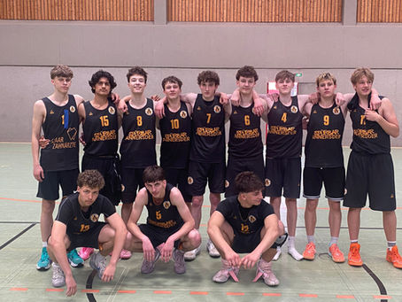 Männliche U18.1 qualifiziert sich mit drei Siegen für die Landesliga 2026/27