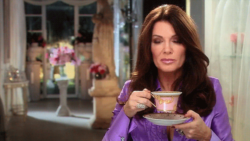 lisa-vanderpump-tea-rhobh