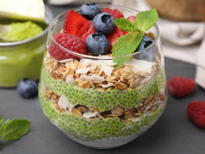 Matcha Chia Pudding Parfaits with Berries and Granola | Easy Vegan Breakfast Idea