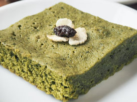 Vegan Matcha Cake Squares Recipe
