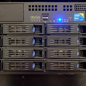 server-4393370_1280.jpg