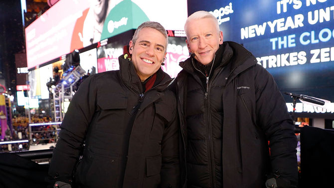 CNN New Year's Eve With Andy Cohen Was An Epic Failure!