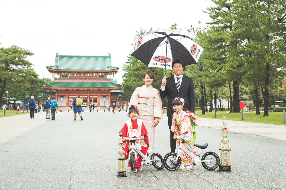 京都市左京区にある平安神宮にてフリーカメラマンによる七五三出張撮影