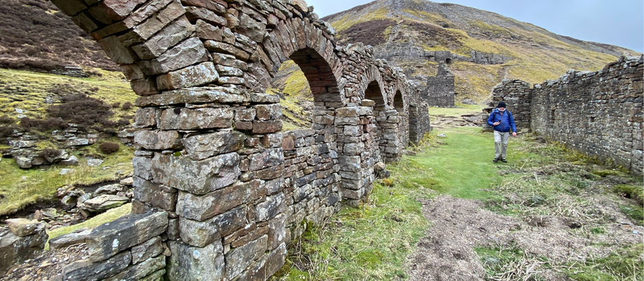 A desolate past industrial lead mining landscape – a loop walk from Gunnerside