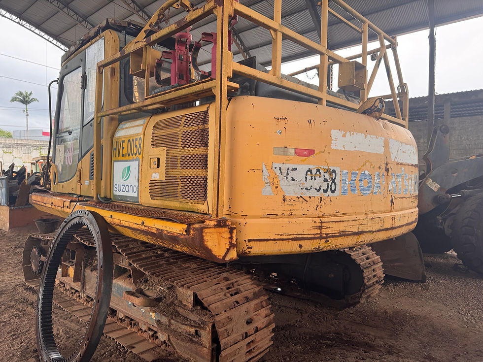 Miniatura: Escavadeira Komatsu PC200-8