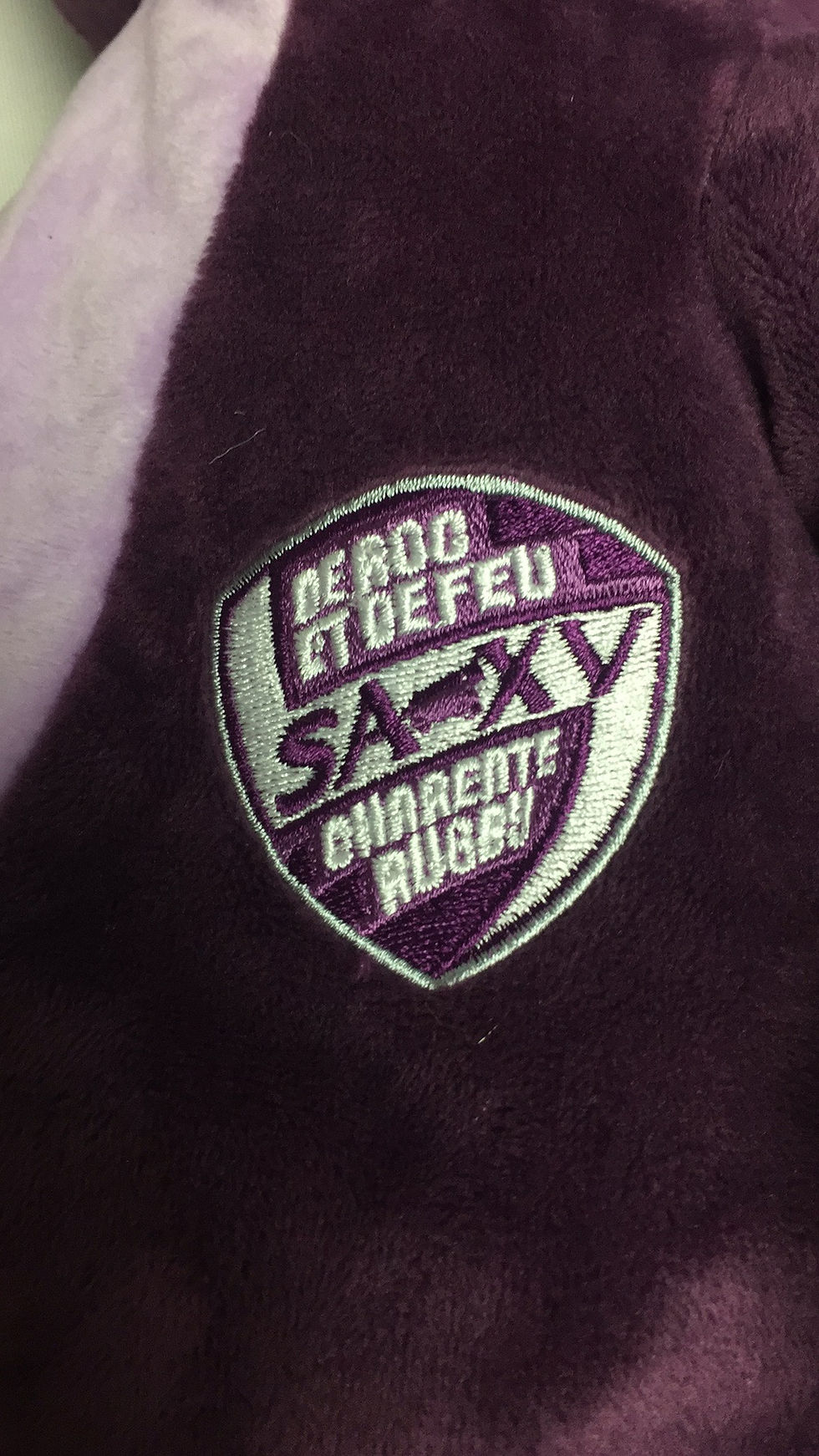 Ballon de rugby en peluche personnalisé