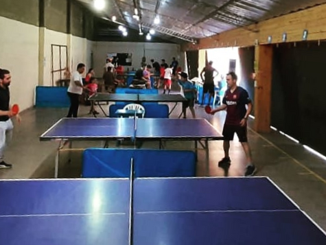 Torneo de tenis de mesa en el Tiro Federal