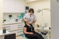 ד"ר אסנת גרינשטיין-קורן