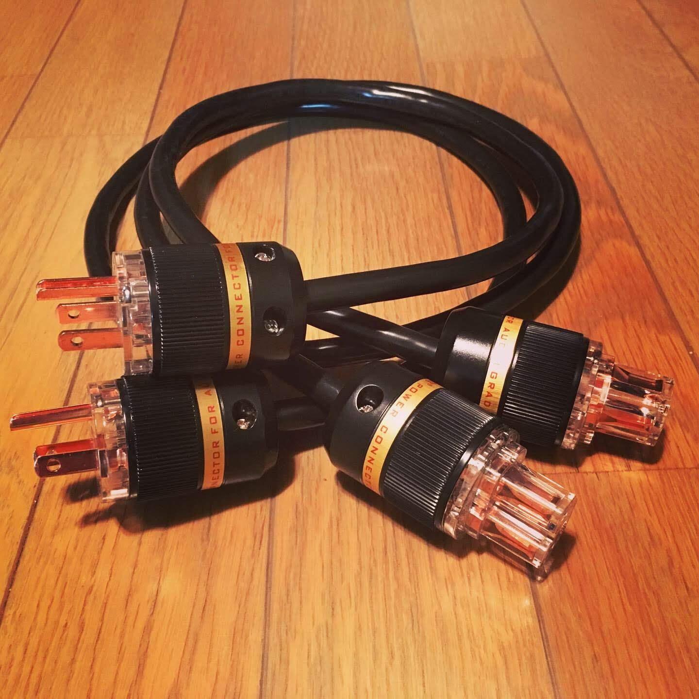 シールド電源ケーブル
