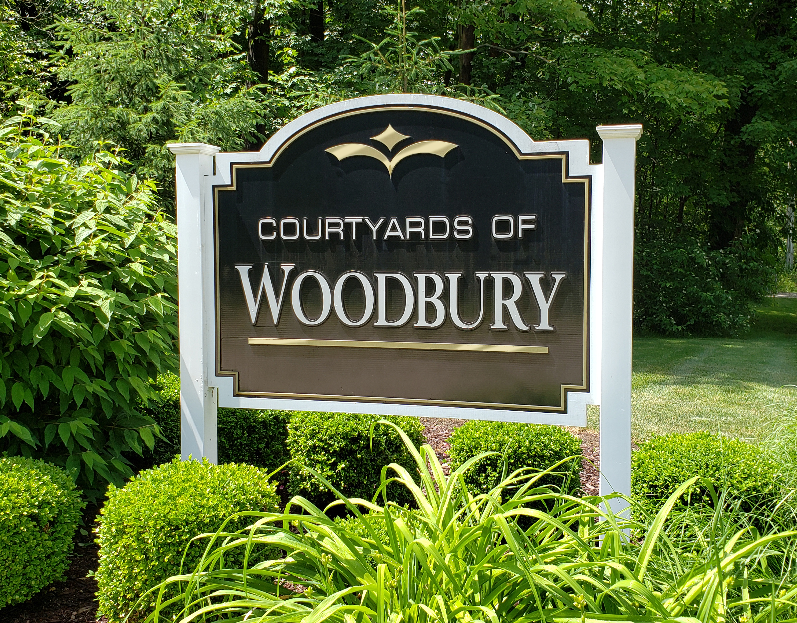 Courtyards of Woodbury