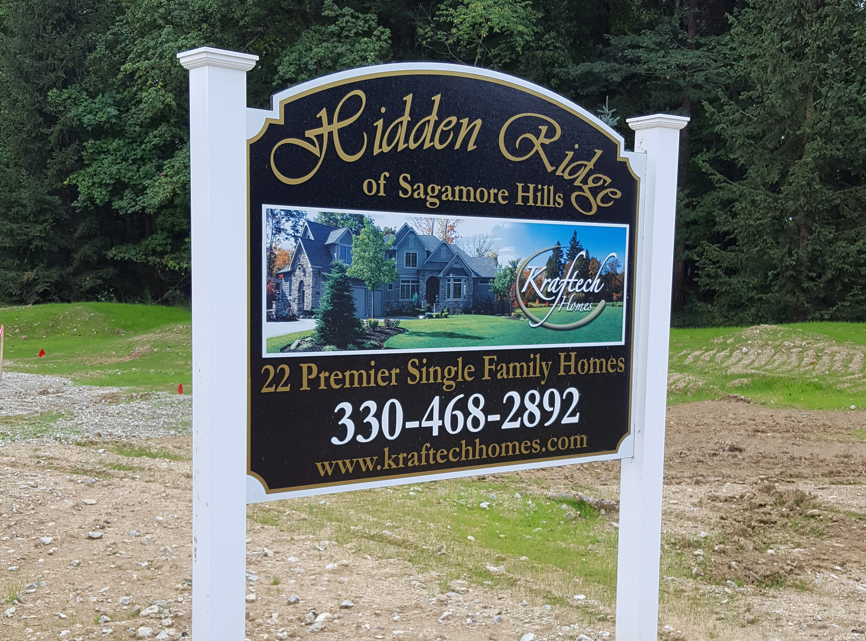 Hidden Ridge sign