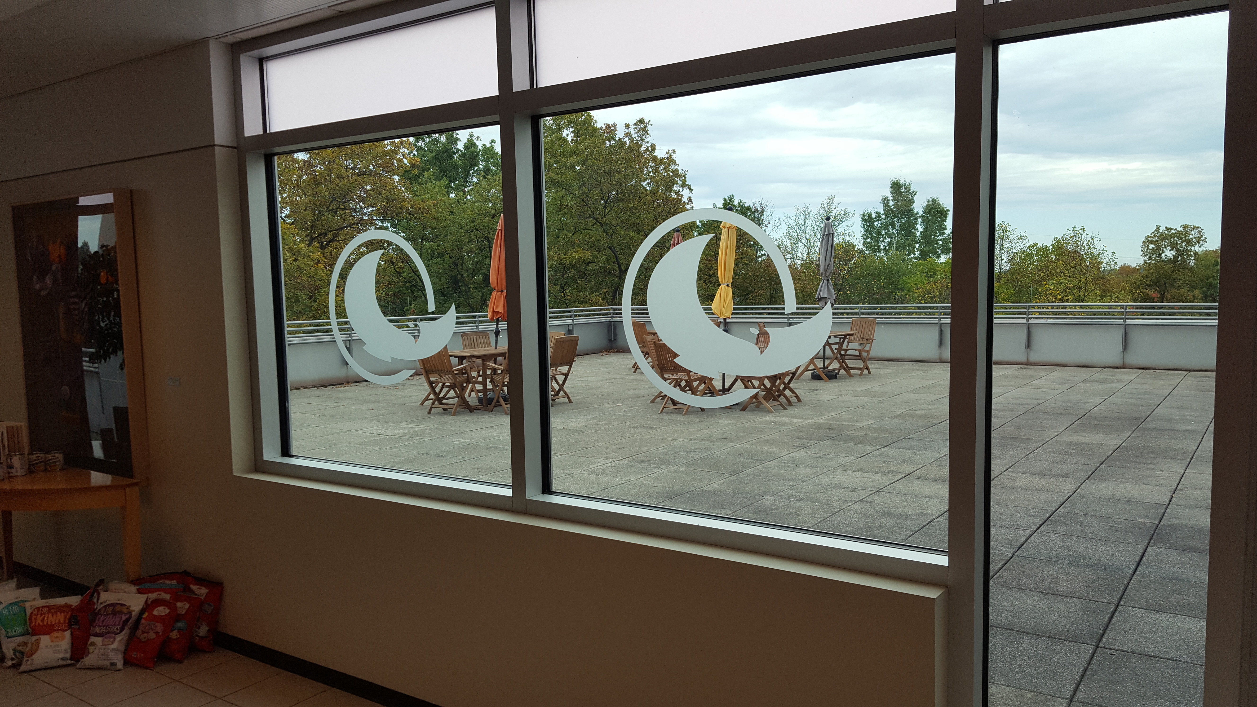 Eagle Foods window logo
