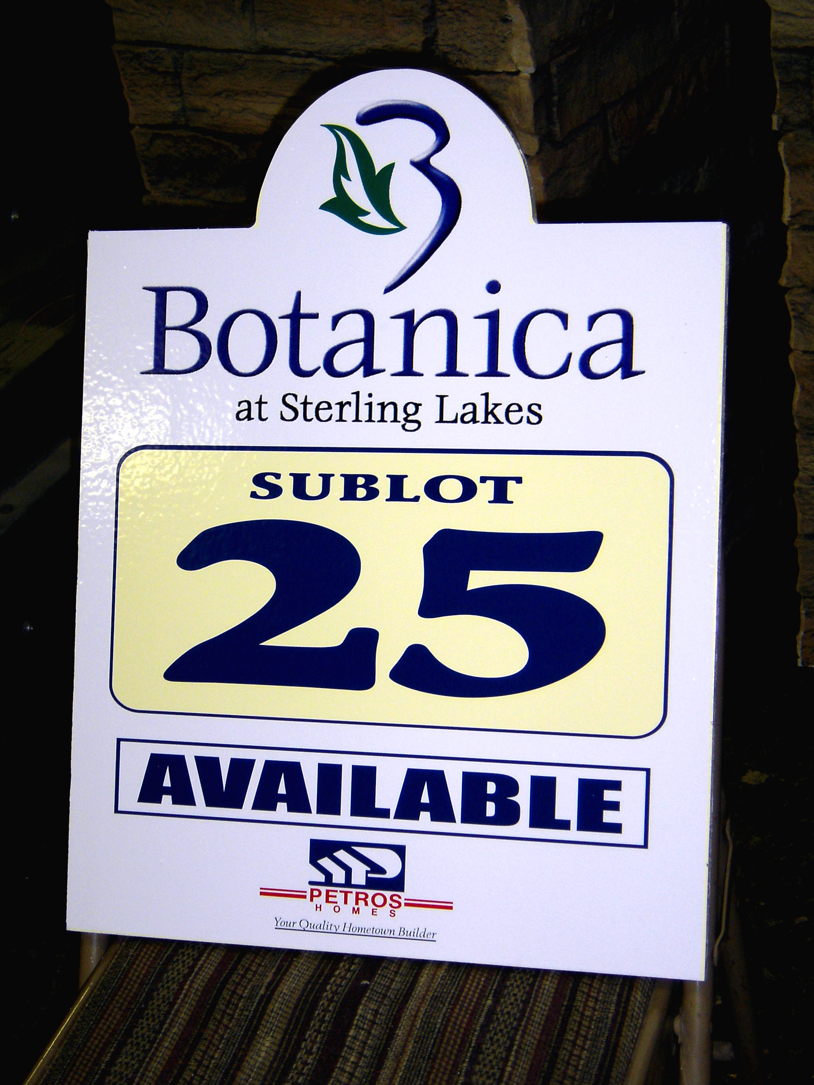 Botanica sublot sign