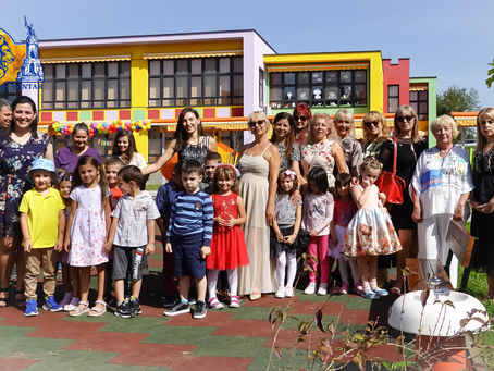 Дарихме чешмичка на детска градина "Шареният замък"