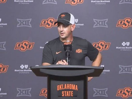 Oklahoma State Upsets No. 6 Oregon 39-31 in Stillwater